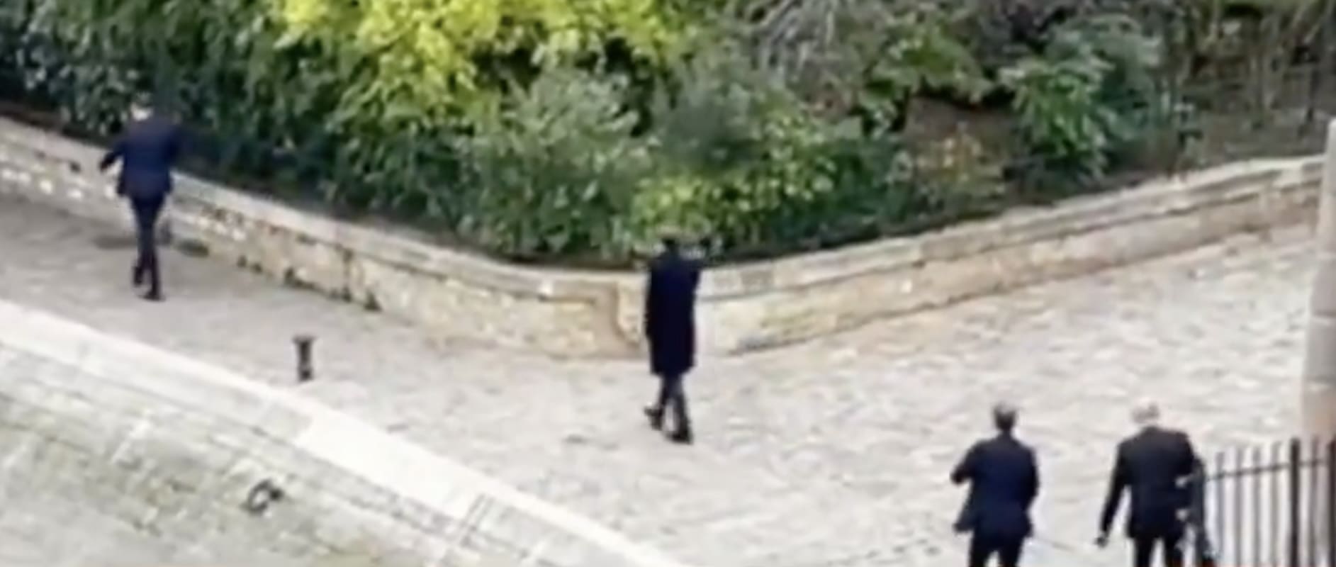 You are currently viewing Emmanuel Macron : une marche solitaire à Paris après la démission de Sébastien Lecornu