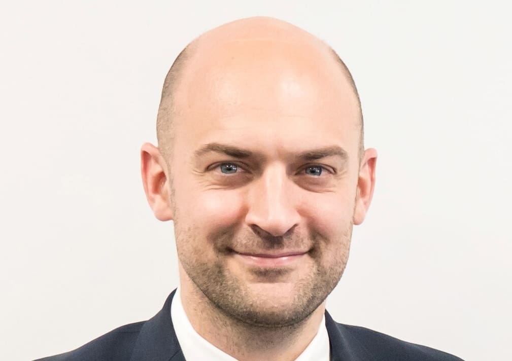 You are currently viewing Jean-Noël Barrot apporte son soutien appuyé à Sébastien Lecornu et appel au sursaut parlementaire