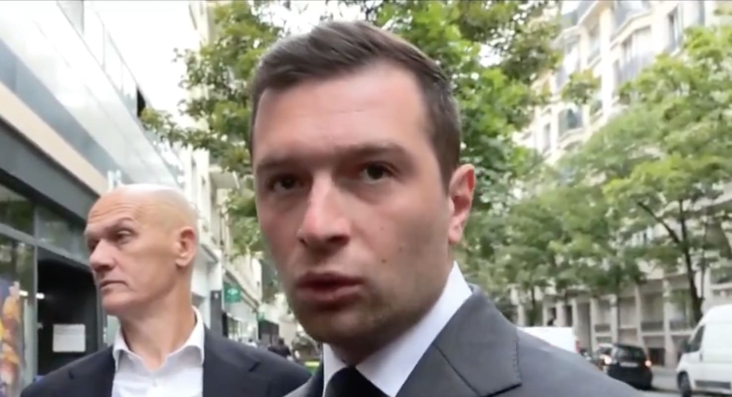 You are currently viewing Jordan Bardella : après la démission de Sébastien Lecornu, le président du RN réclame la dissolution de l’Assemblée nationale