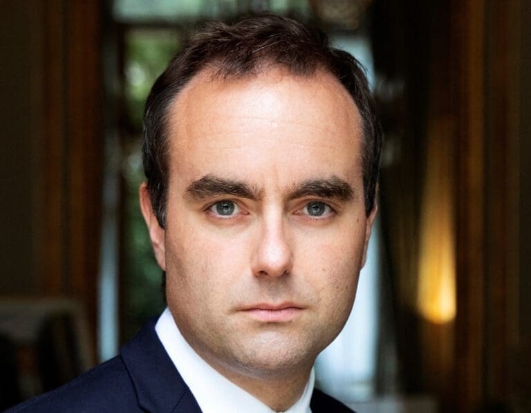 Lire la suite à propos de l’article Le retour surprise de Bruno Le Maire sonne le glas du gouvernement Lecornu