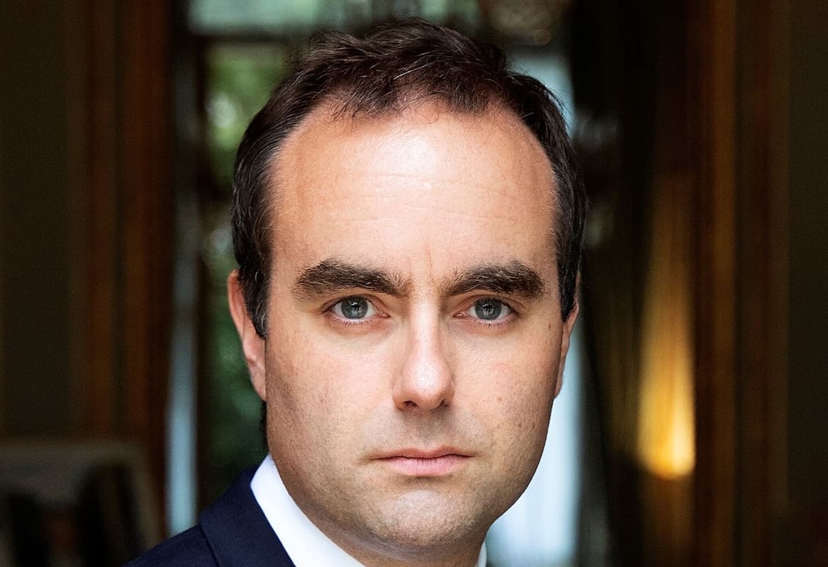 You are currently viewing Le surprenant surnom donné par Nicolas Sarkozy à Sébastien Lecornu