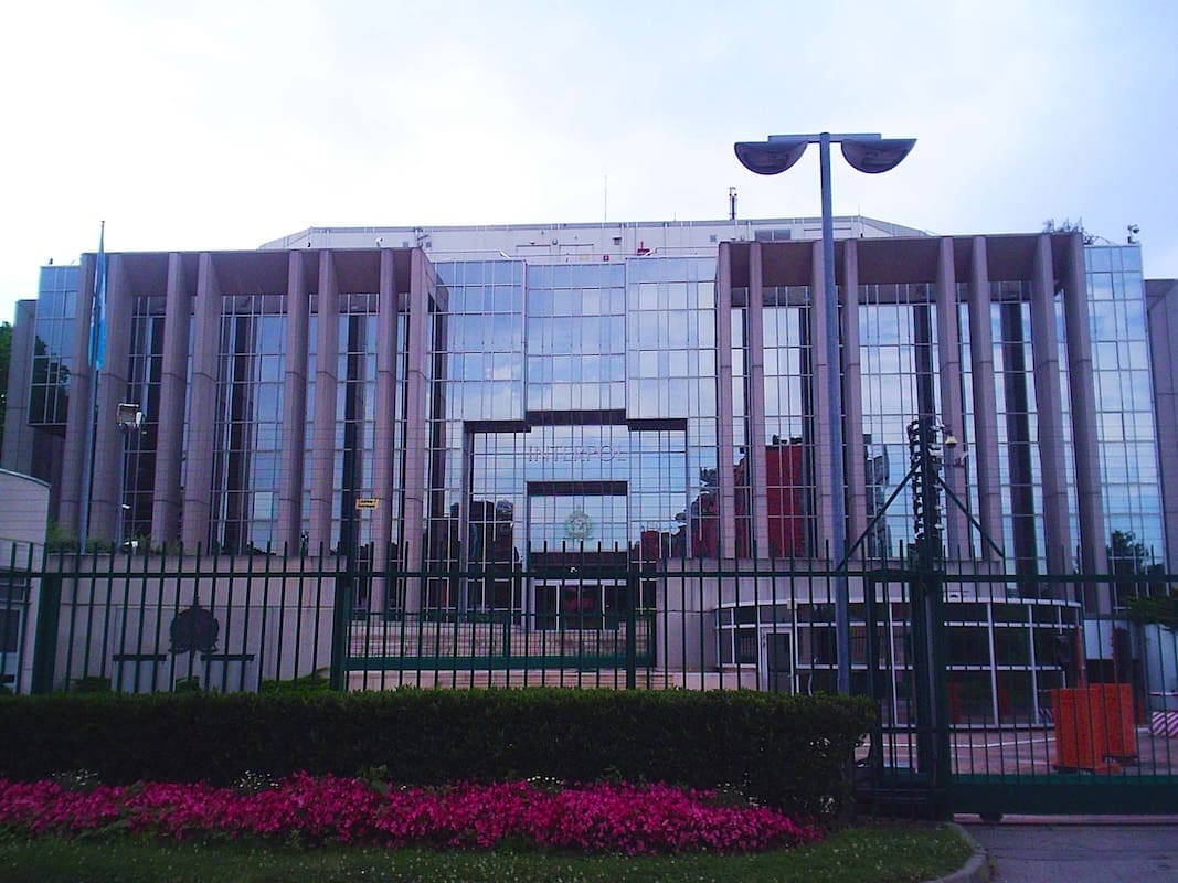 You are currently viewing Lyon : la Ville offre un terrain d’exception à Interpol pour 1 € symbolique