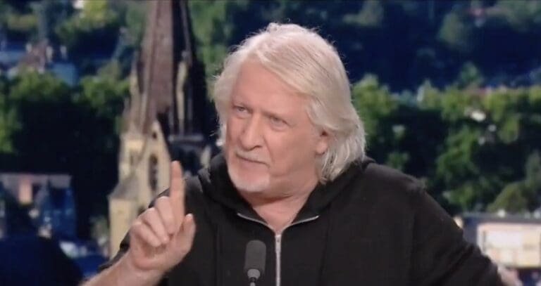 Lire la suite à propos de l’article Patrick Sébastien lance « Ça suffit » : « Si ça continue, il ne restera qu’une solution, descendre dans la rue »