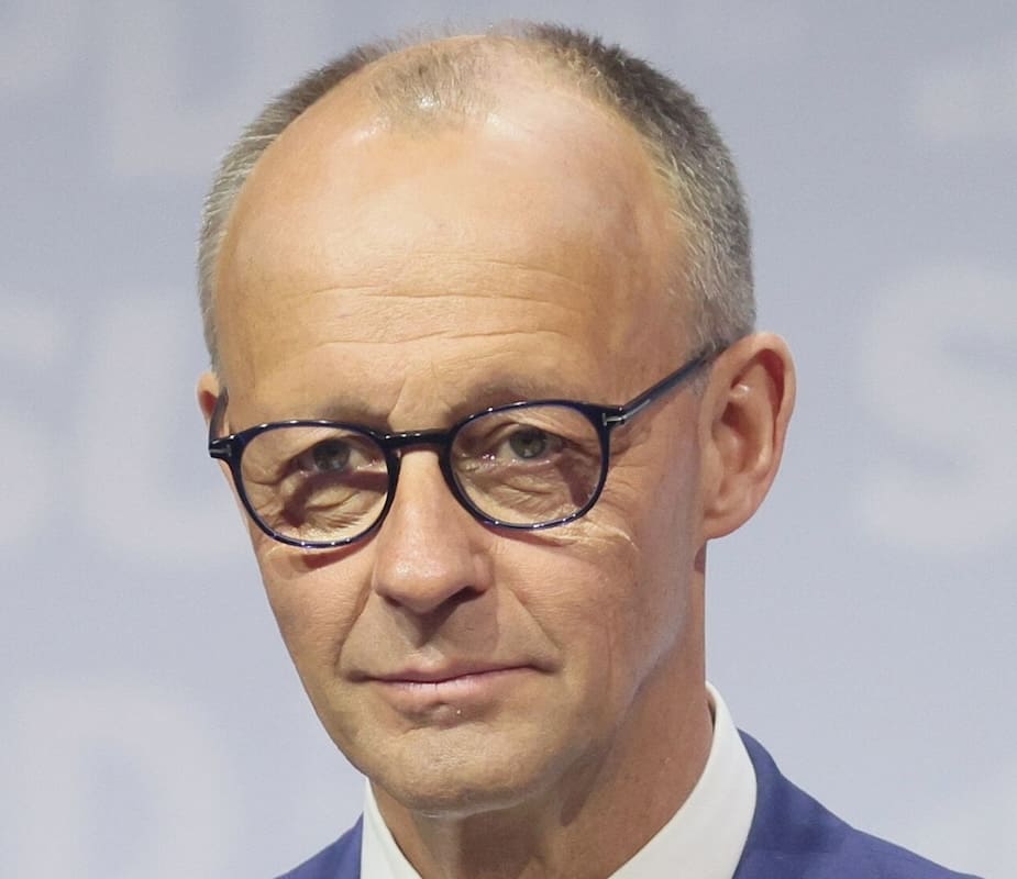 You are currently viewing Voitures thermiques : l’Allemagne défie Bruxelles et réclame la fin de l’interdiction prévue en 2035