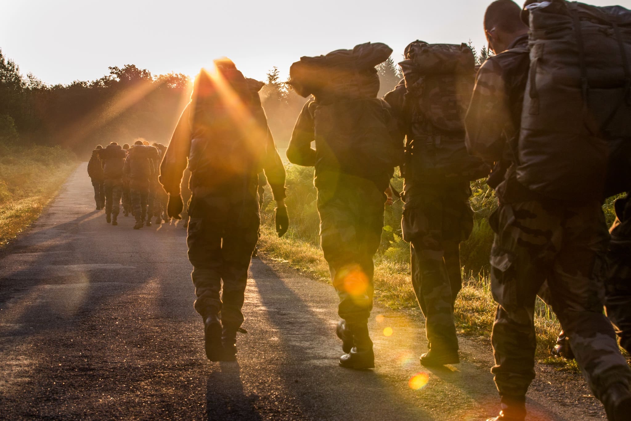 You are currently viewing 8 Français sur 10 approuvent le service militaire volontaire annoncé par Macron selon un sondage pour Le Figaro