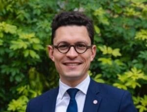 Lire la suite à propos de l’article SHEIN : Antoine Vermorel-Marques relance la bataille contre le géant chinois du e-commerce