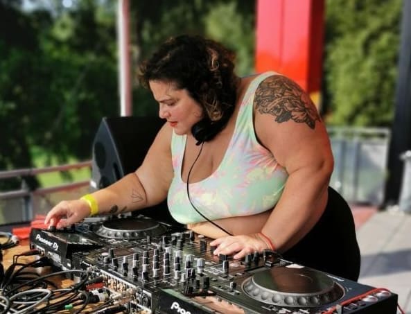 You are currently viewing Cyberharcèlement contre Barbara Butch : quatre condamnations à Paris, dont dix mois ferme