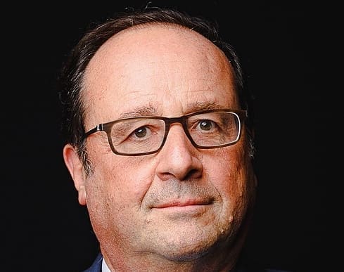 You are currently viewing François Hollande : un possible retour en 2027 évoqué, « si la chance est là »
