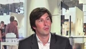 Lire la suite à propos de l’article Journalisme et fake news : l’Étudiant, propriété du groupe Comexposium, sonde la confiance des jeunes dans les médias et l’IA