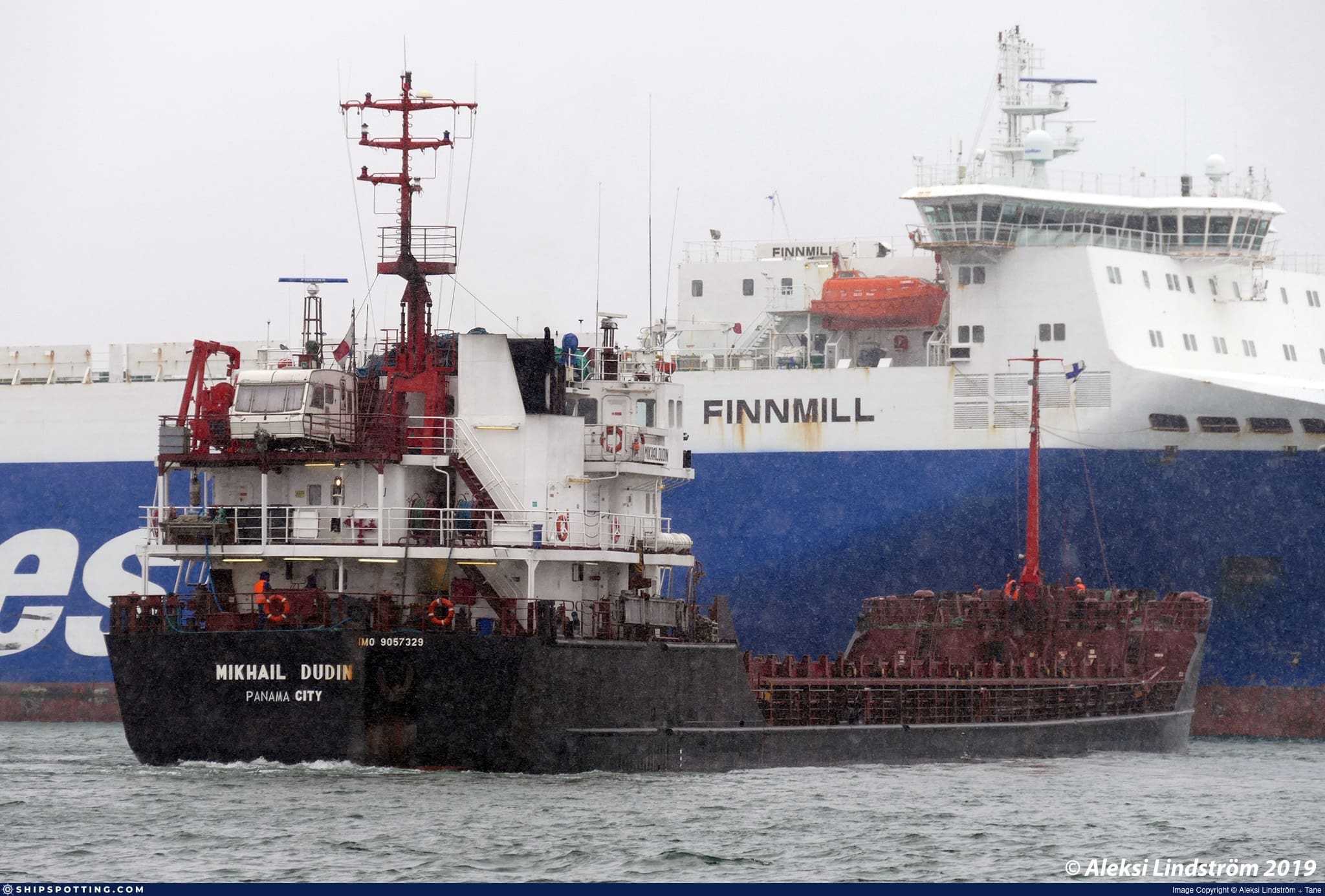 You are currently viewing La France continue à échanger discrètement de l’uranium avec la Russie alerte Greenpeace