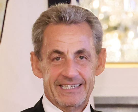 You are currently viewing Nicolas Sarkozy libéré après vingt jours de détention à la prison de la Santé