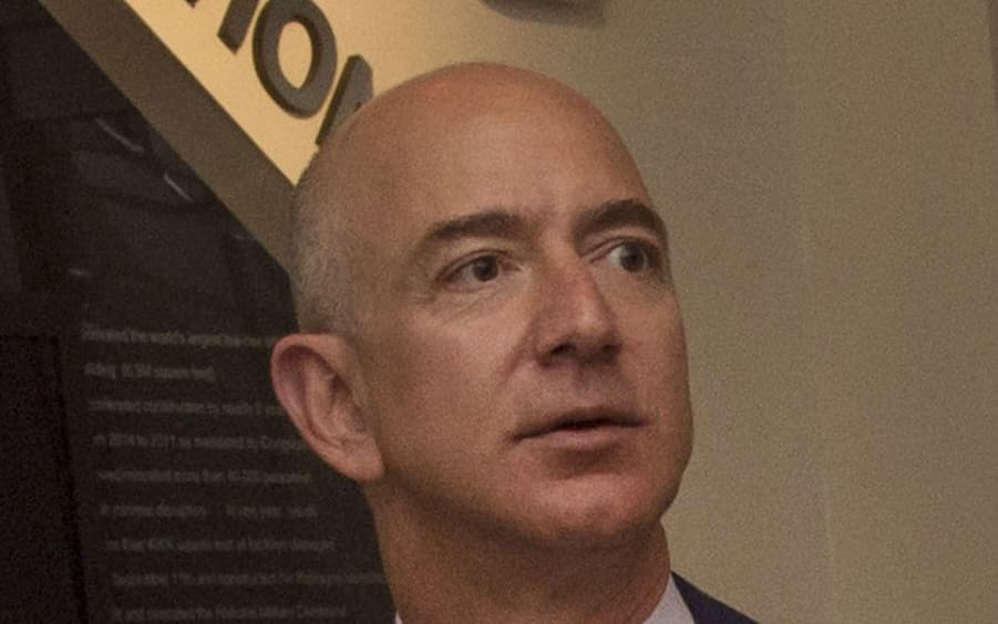 You are currently viewing Tech : Jeff Bezos dévoile Prometheus, sa nouvelle start-up d’IA dédiée à l’ingénierie et à l’industrie