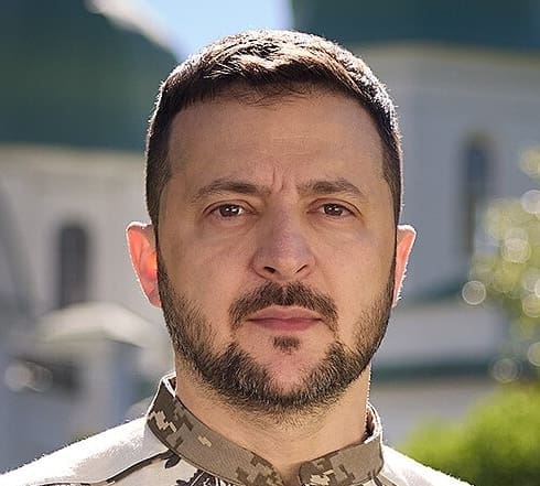 You are currently viewing Ukraine : Kiev valide le projet d’accord de paix américain en 19 points, Washington parle d’un feu vert historique