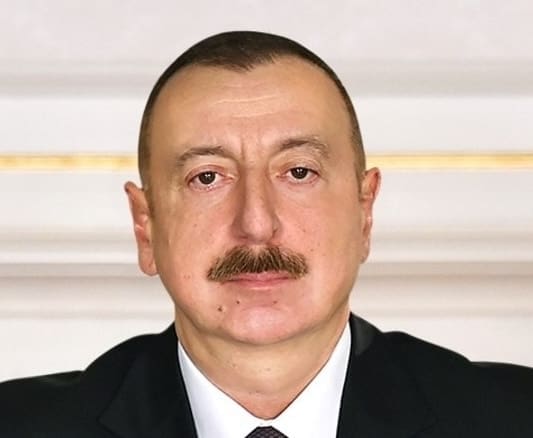 You are currently viewing Ukraine : l’ambassade d’Azerbaïdjan touchée à Kiev, Bakou exige des explications à Moscou