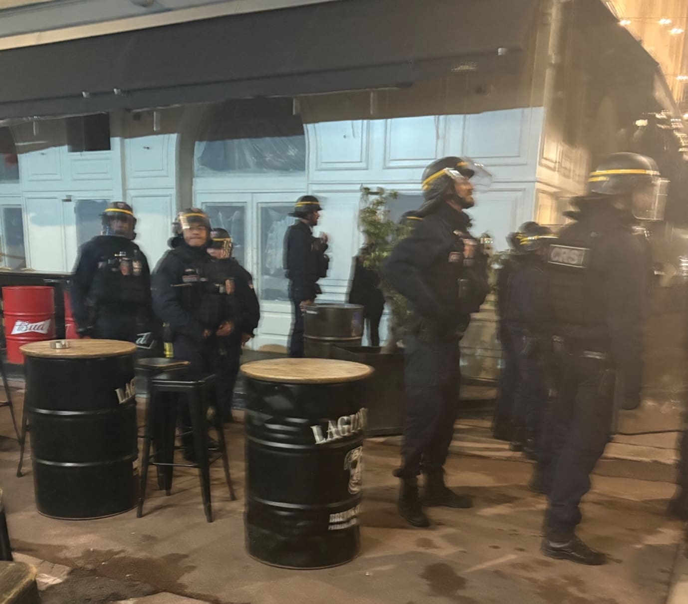 You are currently viewing Violences à Marseille : des heurts éclatent entre supporters avant OM-Newcastle