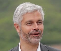 You are currently viewing Wauquiez et l’EM Lyon : des cours facturés 20 000 euros qui interrogent sur la transparence