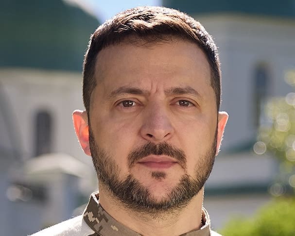 You are currently viewing Ukraine : Zelensky consulte Paris, Berlin et Londres face à un plan américain jugé trop favorable à Moscou