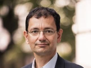 You are currently viewing Avoirs russes gelés : Nicolas Véron estime que l’UE peut décider sans l’accord de la Belgique