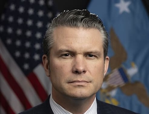 Lire la suite à propos de l’article Etats-Unis : l’ordre létal de Pete Hegseth qui secoue le Pentagone