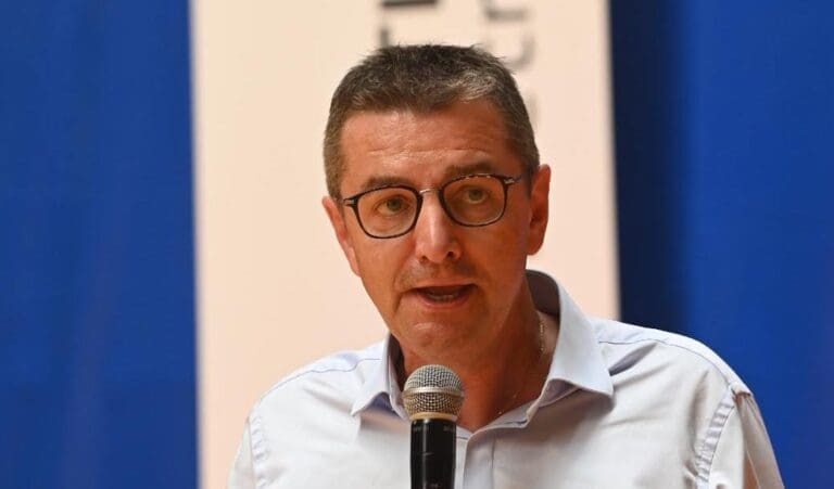 Lire la suite à propos de l’article Gaël Perdriau : convoqué au tribunal, l’ex-maire de Saint-Étienne garde secrètes les modalités de son incarcération