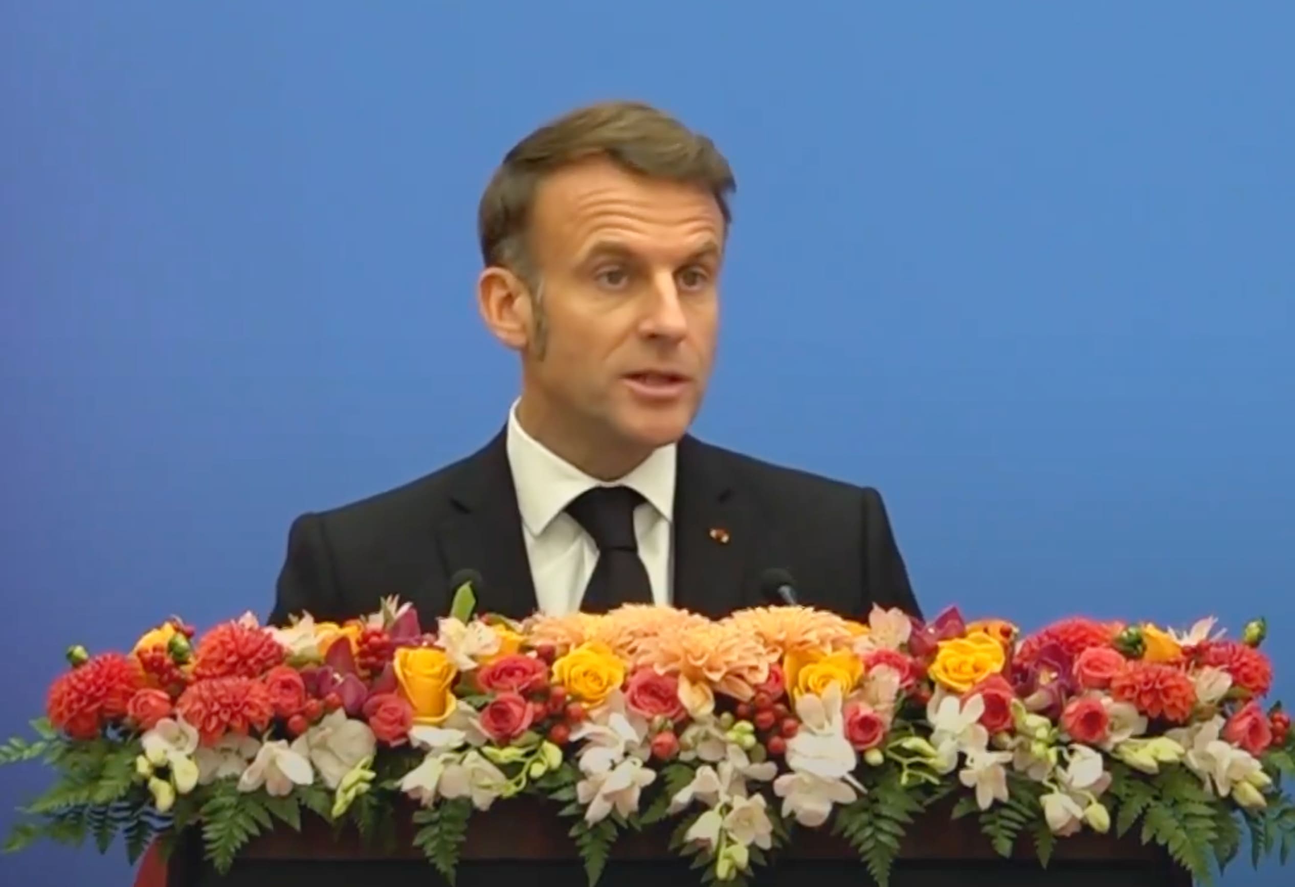 You are currently viewing Investissements chinois : Macron vante l’attractivité française et appelle à un partenariat industriel d’avenir