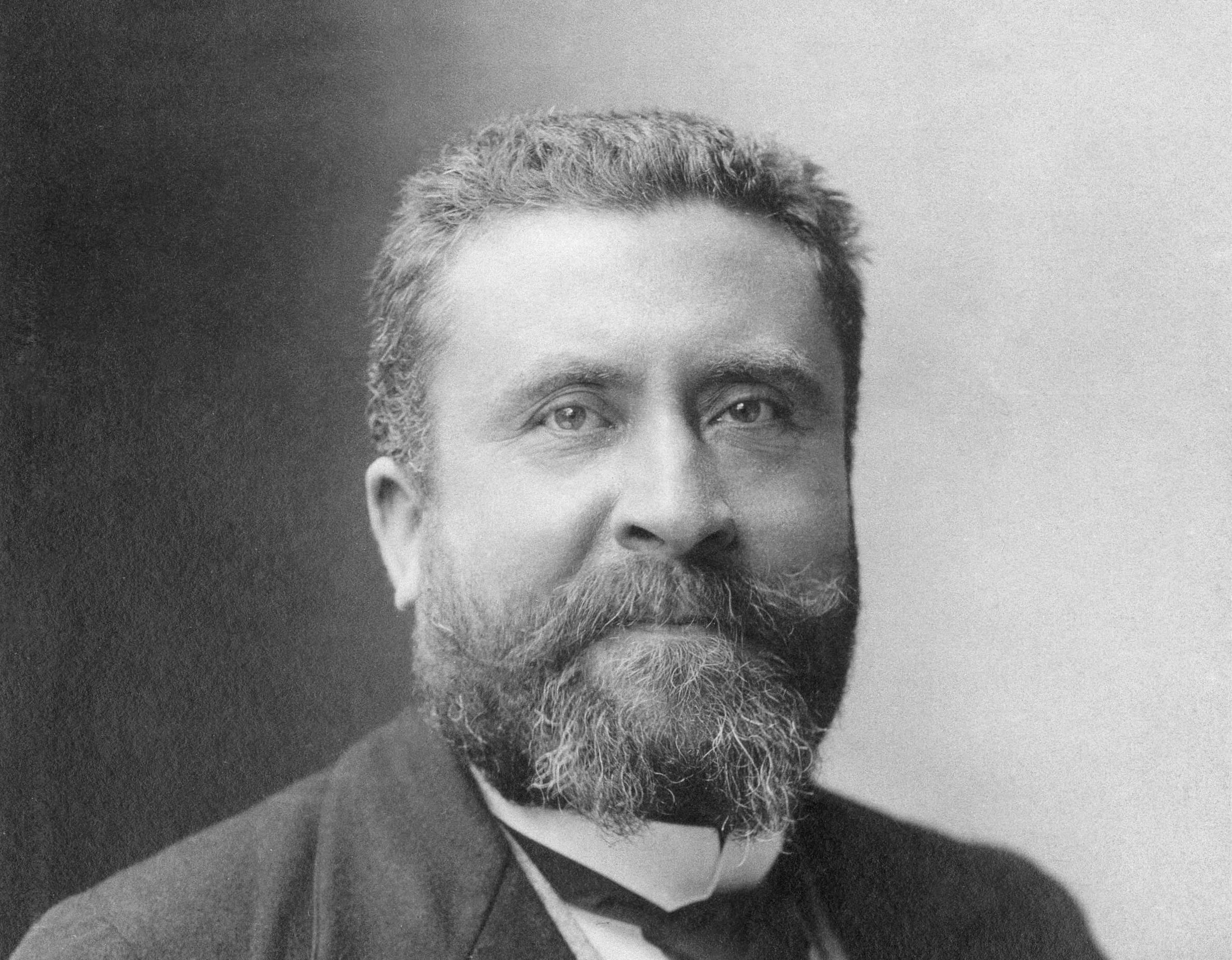 You are currently viewing Jean Jaurès : comment le pacifiste a été accusé d’être « l’homme du Kaiser »