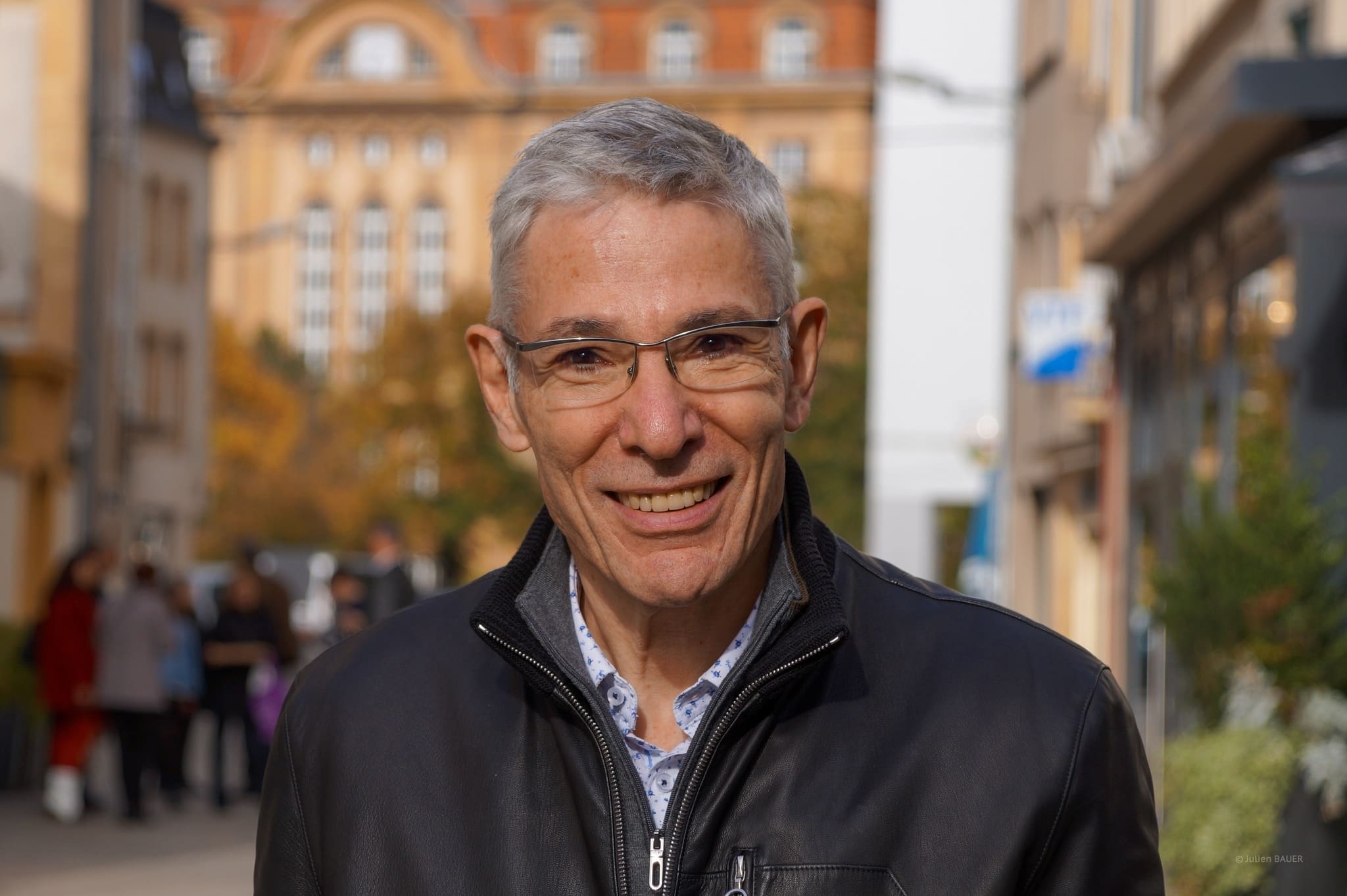 You are currently viewing Lyon : le nouveau Grand Maître du Grand Orient de France juge bénéfique l’absence de Grégory Doucet aux Voeu des échevins