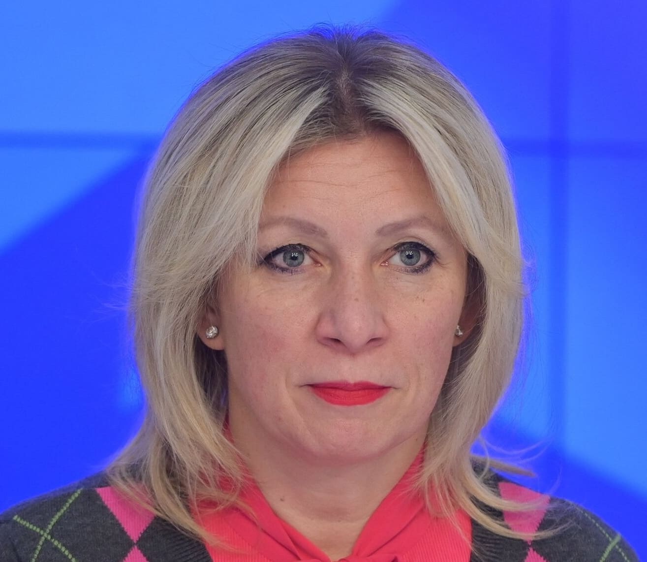 You are currently viewing OTAN : la Russie fustige les propos de Giuseppe Cavo Dragone sur d’éventuelles frappes préventives