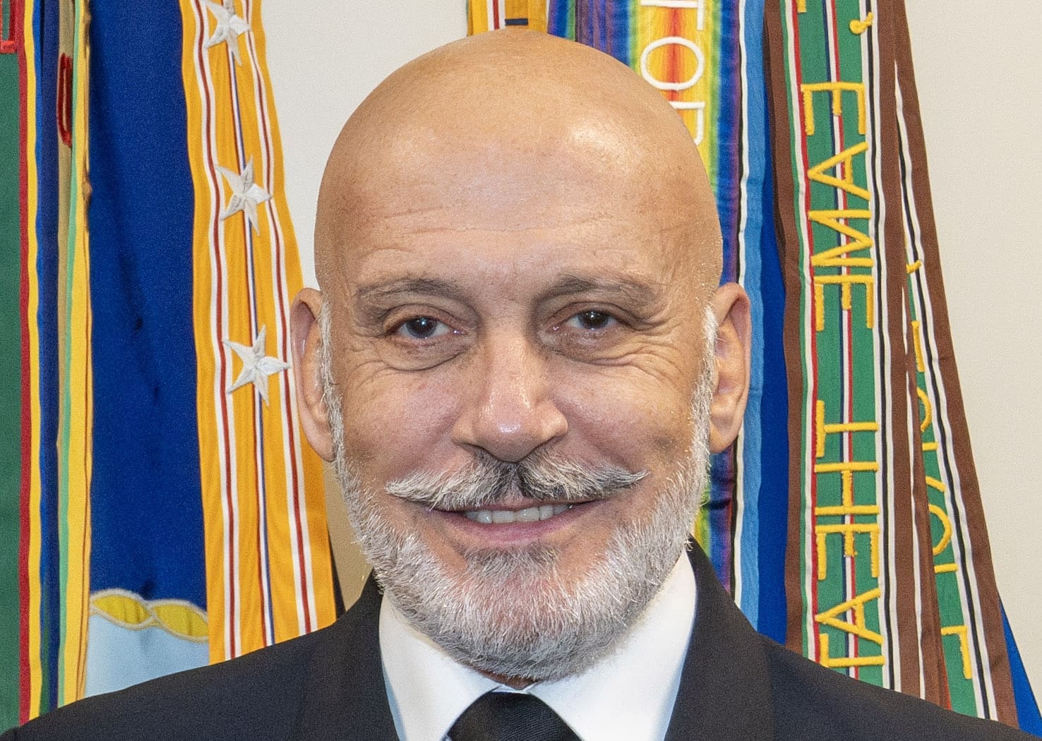 You are currently viewing Otan : l’amiral Giuseppe Cavo Dragone évoque l’hypothèse de « frappe préemptive » contre la Russie