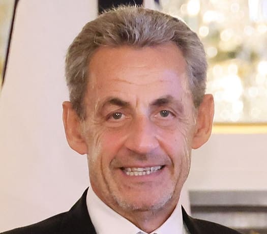 You are currently viewing Sarkozy : l’ancien président rompt avec la doctrine du front républicain