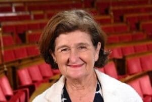 Lire la suite à propos de l’article Titres de séjour longue durée : l’Assemblée adopte le renouvellement automatique malgré l’opposition du gouvernement