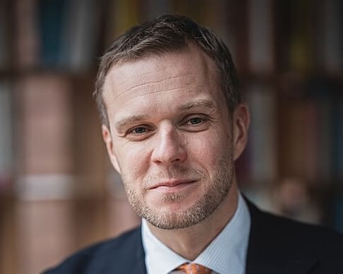 Lire la suite à propos de l’article UE : l’appel choc du Lituanien Landsbergis pour une autonomie stratégique nucléaire pilotée par l’Allemagne