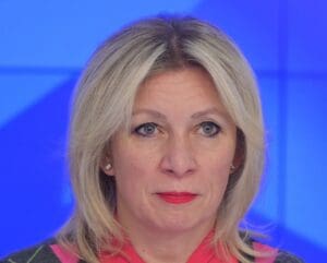 Lire la suite à propos de l’article Ukraine–Russie : Maria Zakharova accuse Volodymyr Zelensky de mensonges et soutient Sergueï Lavrov