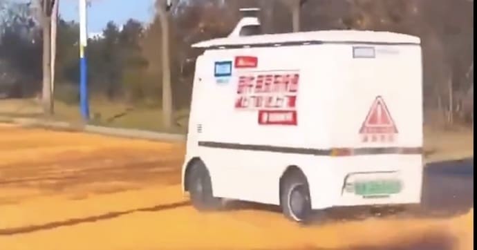Lire la suite à propos de l’article Fourgonnettes autonomes en Chine : des véhicules de livraison sans conducteur pour répondre à la problématique du dernier kilomètre