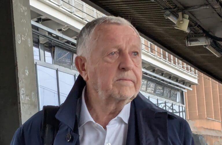 Lire la suite à propos de l’article TCL : Aulas et Sarselli actent l’abandon du TEOL et relancent le projet du métro E à Lyon