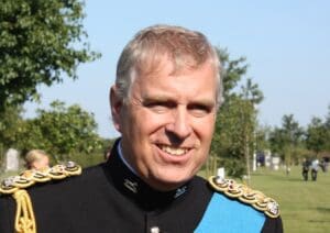 Lire la suite à propos de l’article Affaire Epstein : pourquoi l’ex-prince Andrew a été arrêté et interrogé pendant 11 heures