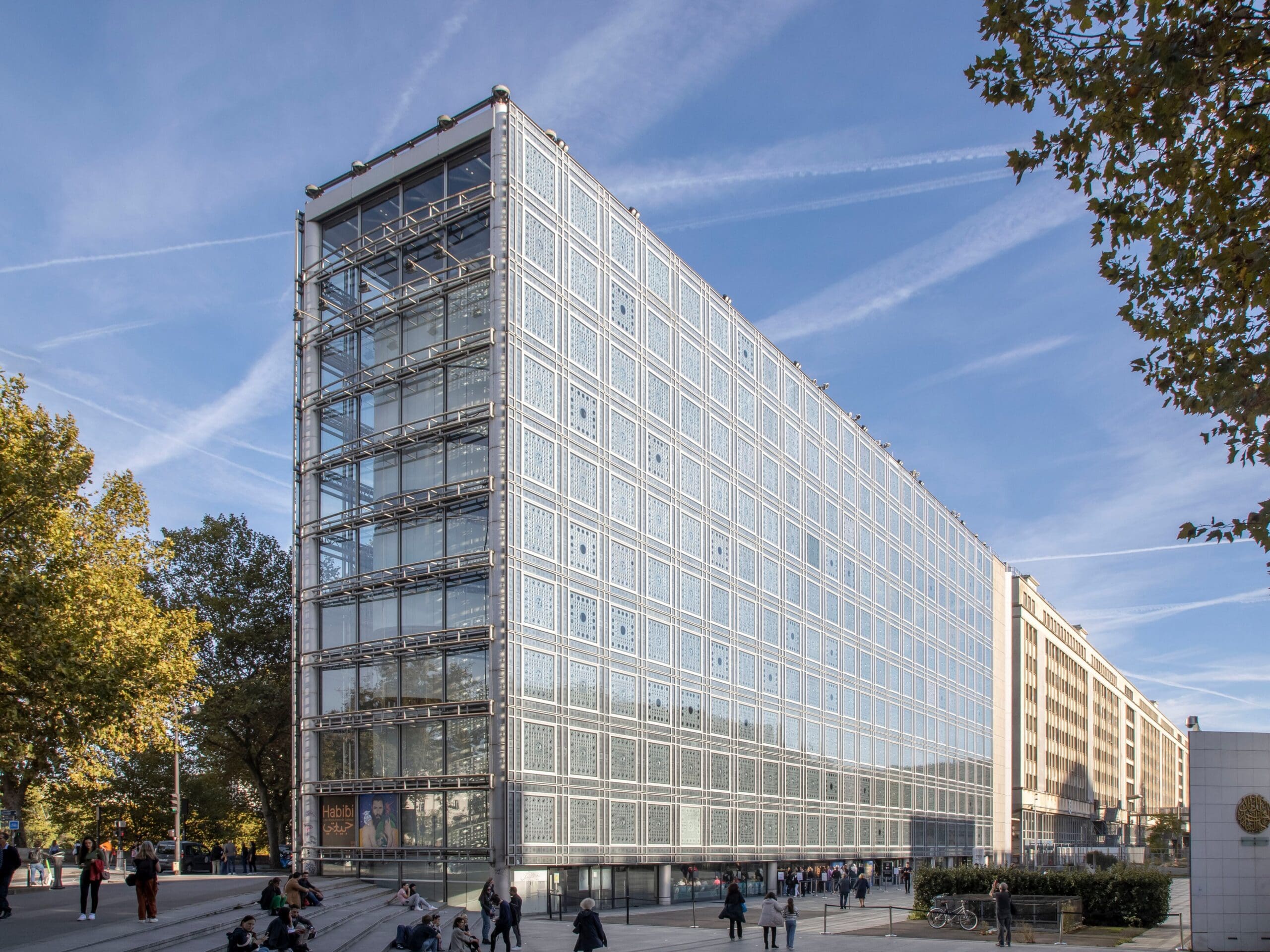 You are currently viewing Affaire Jeffrey Epstein : perquisitions à l’Institut du monde arabe dans l’enquête visant Jack Lang