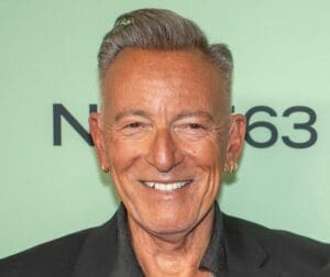 Lire la suite à propos de l’article Bruce Springsteen : une chanson hommage aux morts de Minneapolis qui vise frontalement Donald Trump