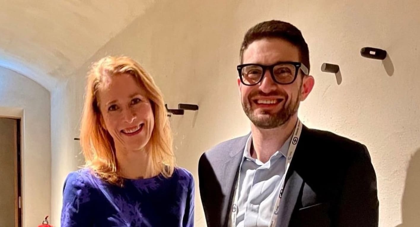 You are currently viewing Conférence de Munich : François Asselineau interroge la présence d’Alex Soros aux côtés de Kaja Kallas