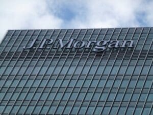 Lire la suite à propos de l’article Epstein Files : comment JP Morgan a travaillé avec Jeffrey Epstein sur un projet lié à Bill Gates