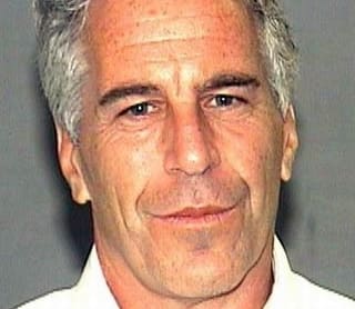 You are currently viewing Esptein Files : Le Fondation de Jeffrey Epstein détenait des actions des grandes multinationales membres du Forum économique mondial
