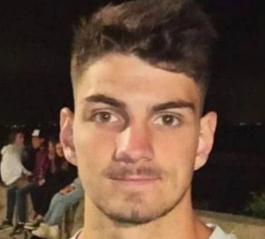 Lire la suite à propos de l’article Mort de Quentin Deranque : quatre premières interpellations, dont l’assistant parlementaire de Raphaël Arnault