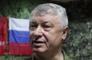 Lire la suite à propos de l’article Tentative d’assassinat à Moscou : la Russie accuse Kiev après des tirs contre un général du renseignement
