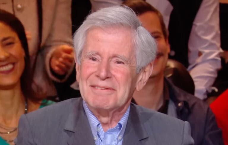 Lire la suite à propos de l’article “Quelle époque !” : Alain Minc et Jacques Attali encenssent Zelensky