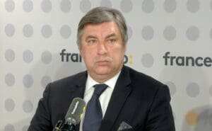 Lire la suite à propos de l’article Guerre en Ukraine : L’ambassadeur d’Ukraine et Jean-Noël Barrot regrettent que Lavrov ait pu s’exprimer sur France 2