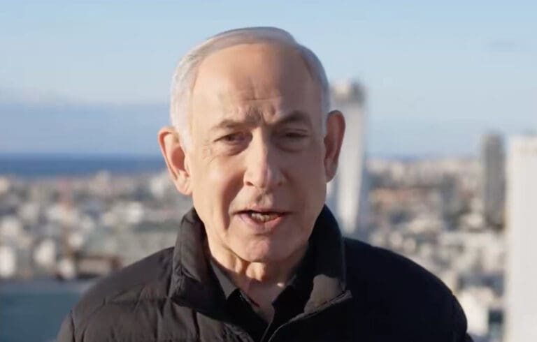Lire la suite à propos de l’article Israël : Benjamin Netanyahu revendique l’élimination de Khamenei et l’utilisation d’une “force de frappe sans précédent”