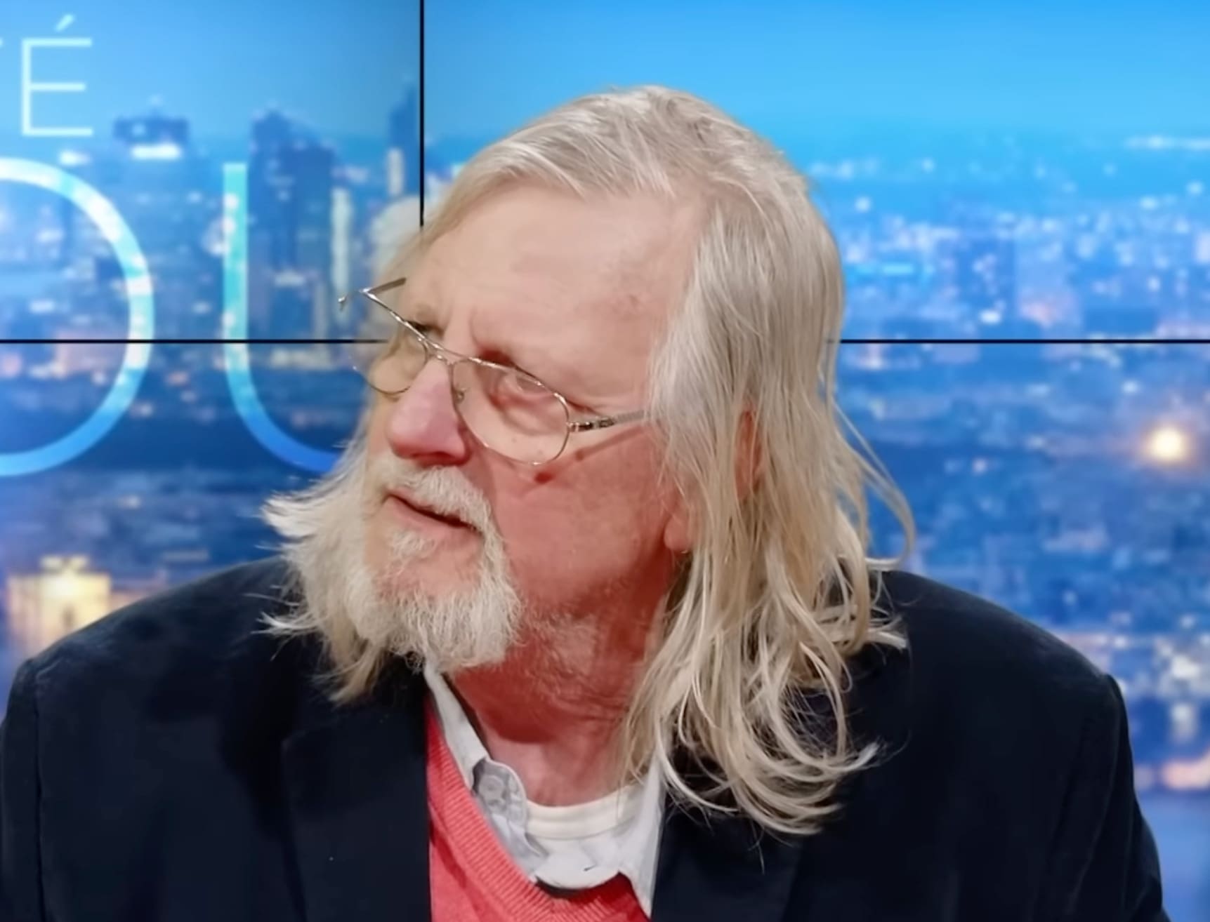 You are currently viewing Livres : Didier Raoult dénonce « la société du factice » et un système dominé par les réseaux d’influence