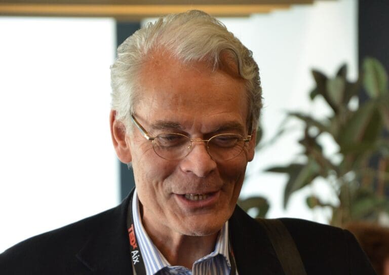 Lire la suite à propos de l’article Lyon : l’ancien maire Michel Noir critique l’alliance Doucet-LFI et affiche son soutien à Aulas