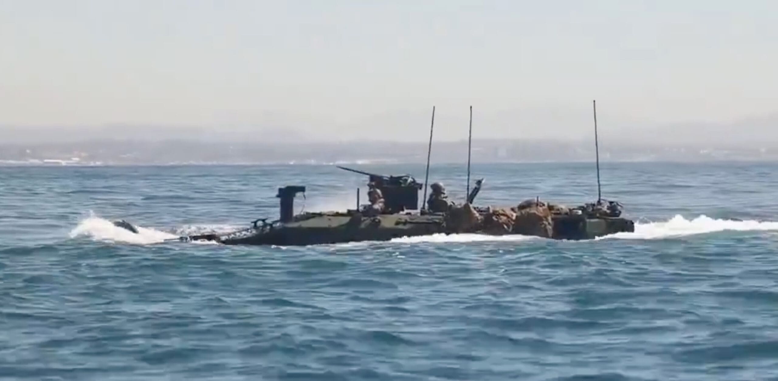 You are currently viewing Moyen-Orient : Les États-Unis se préparent à une intervention terrestre avec le déploiement d’une unité de Marines