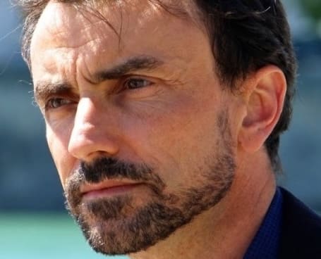 Lire la suite à propos de l’article Municipales 2026 : Grégory Doucet largement reconduit à Lyon face à Jean-Michel Aulas